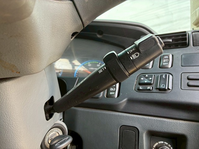 中古トラクタ 三菱ふそう スーパーグレート