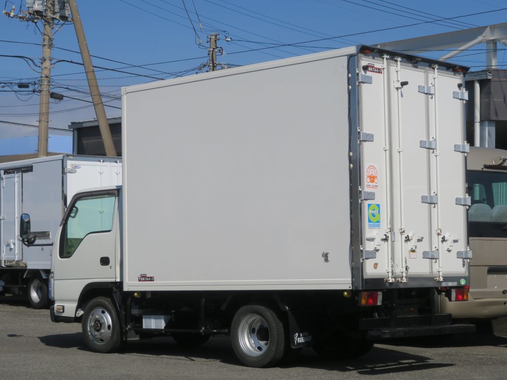 中古保冷バン いすゞ エルフ