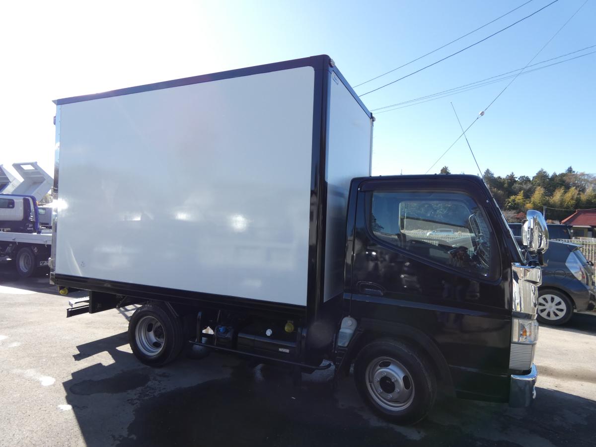 中古アルミバン 三菱ふそう キャンター /H25 1.4t パネルバン オートマ 