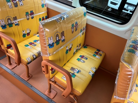 中古バス トヨタ ハイエース