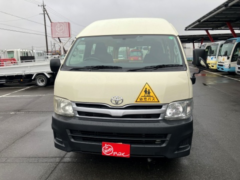 中古バス トヨタ ハイエース