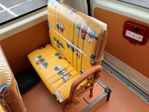 中古バス トヨタ ハイエース