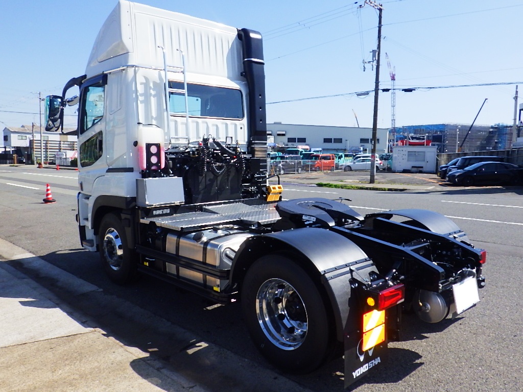 中古トラクタ 三菱ふそう スーパーグレート