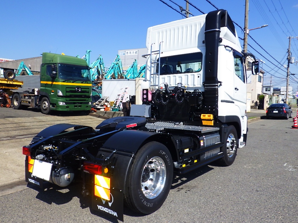 中古トラクタ 三菱ふそう スーパーグレート