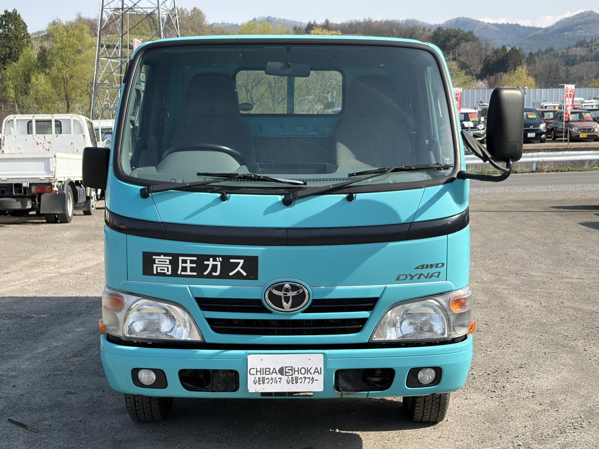 中古平ボディ トヨタ ダイナ /ダイナ平ボディ4WD 5MT 積載1250kg LDF