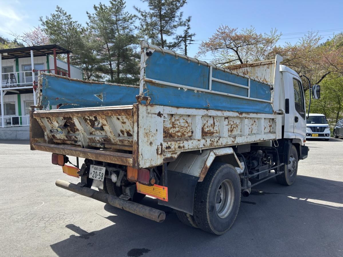 中古ダンプ いすゞ フォワード