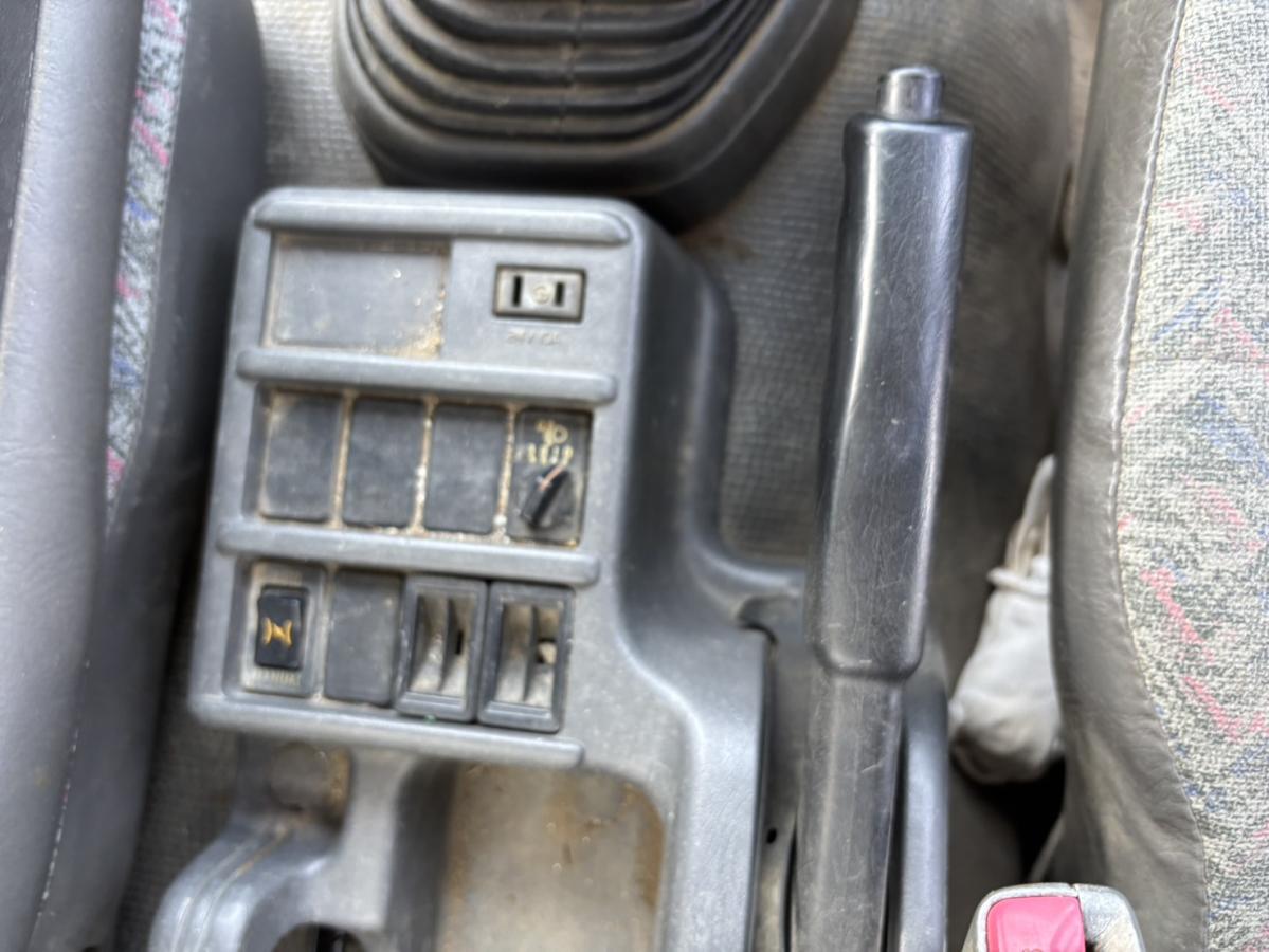 中古ダンプ いすゞ フォワード