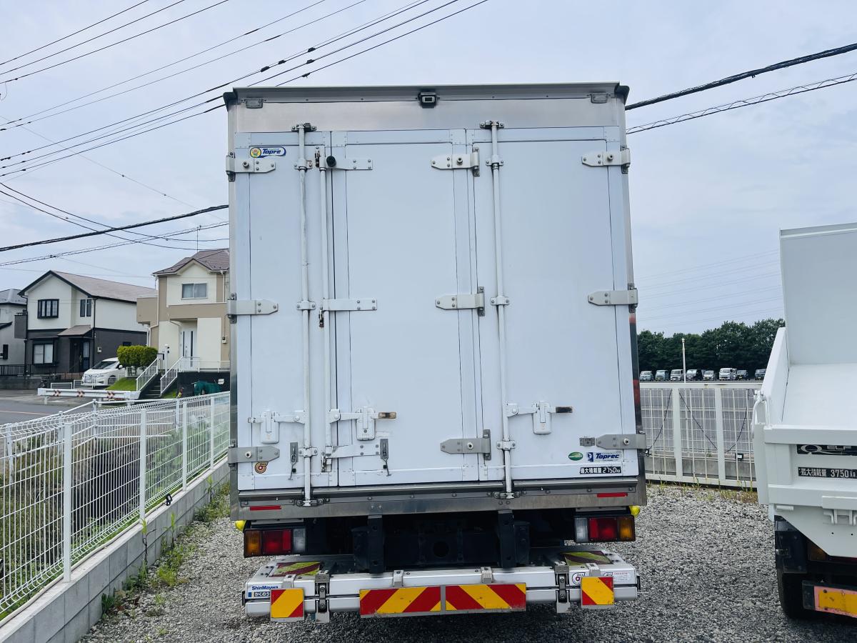 中古冷凍バン いすゞ エルフ
