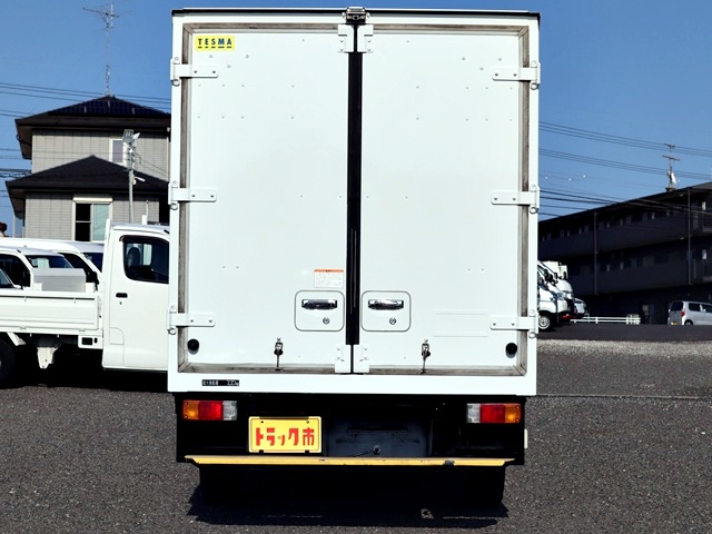 中古保冷バン マツダ ボンゴ