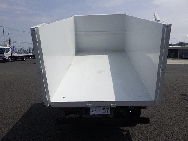 中古深ダンプ 三菱ふそう キャンター