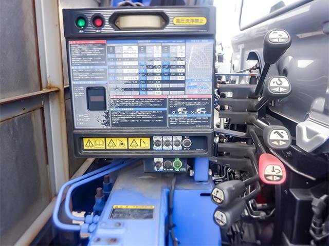 レンフロー 3tクランプ【野田愛宕店】【店頭取引限定】【中古】ITQ6SN07HGCG 中古】レンフロー 3t クランプ① 【野田愛宕店】 - メルカリ