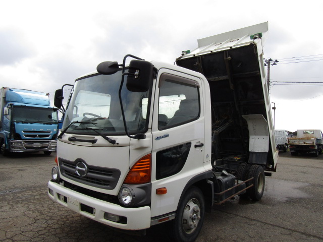 中古ダンプ 日野 レンジャー