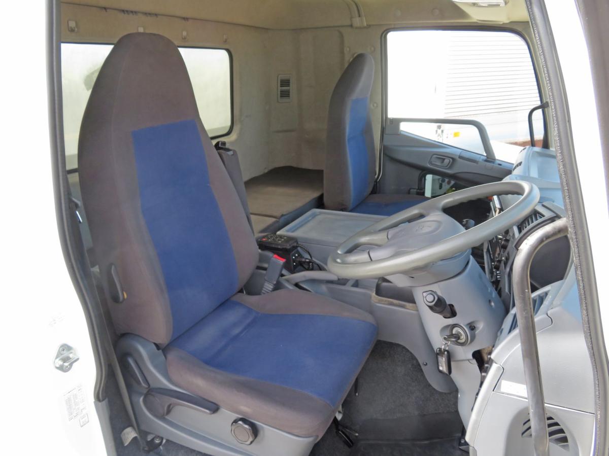 中古キャリアカー(積載車) 三菱ふそう ファイター /ワイド幅 赤城車体 