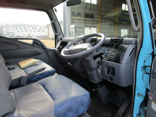 中古清掃車 三菱 
