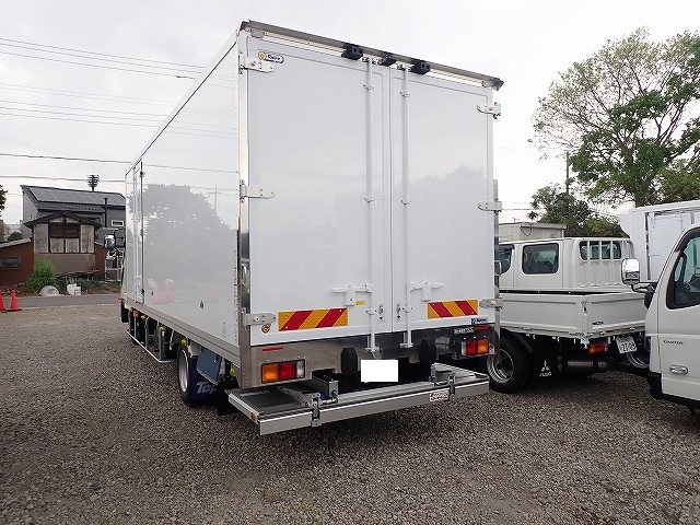 中古冷凍バン 三菱ふそう ファイター