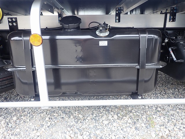 中古冷凍バン 三菱ふそう ファイター