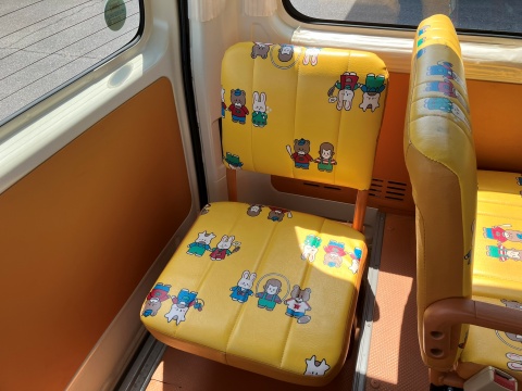 中古バス トヨタ ハイエース