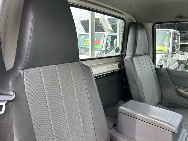 中古ダンプ ニッサン バネット