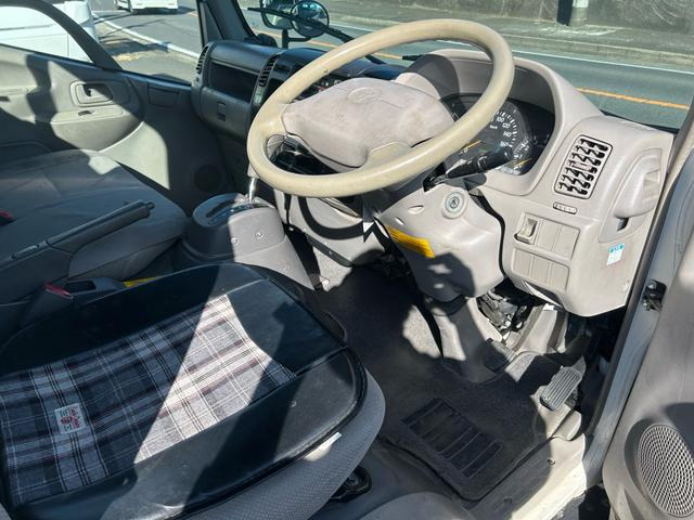 中古ダンプ トヨタ トヨエース