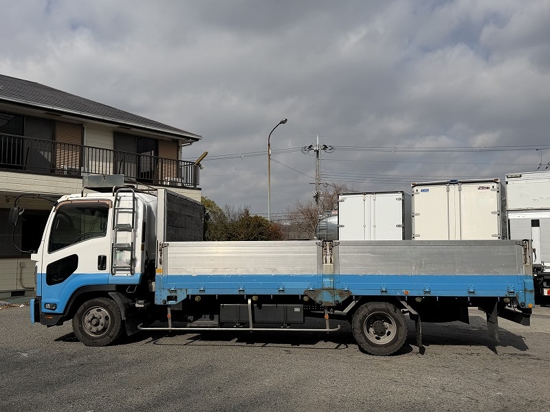 中古平ボディ いすゞ フォワード