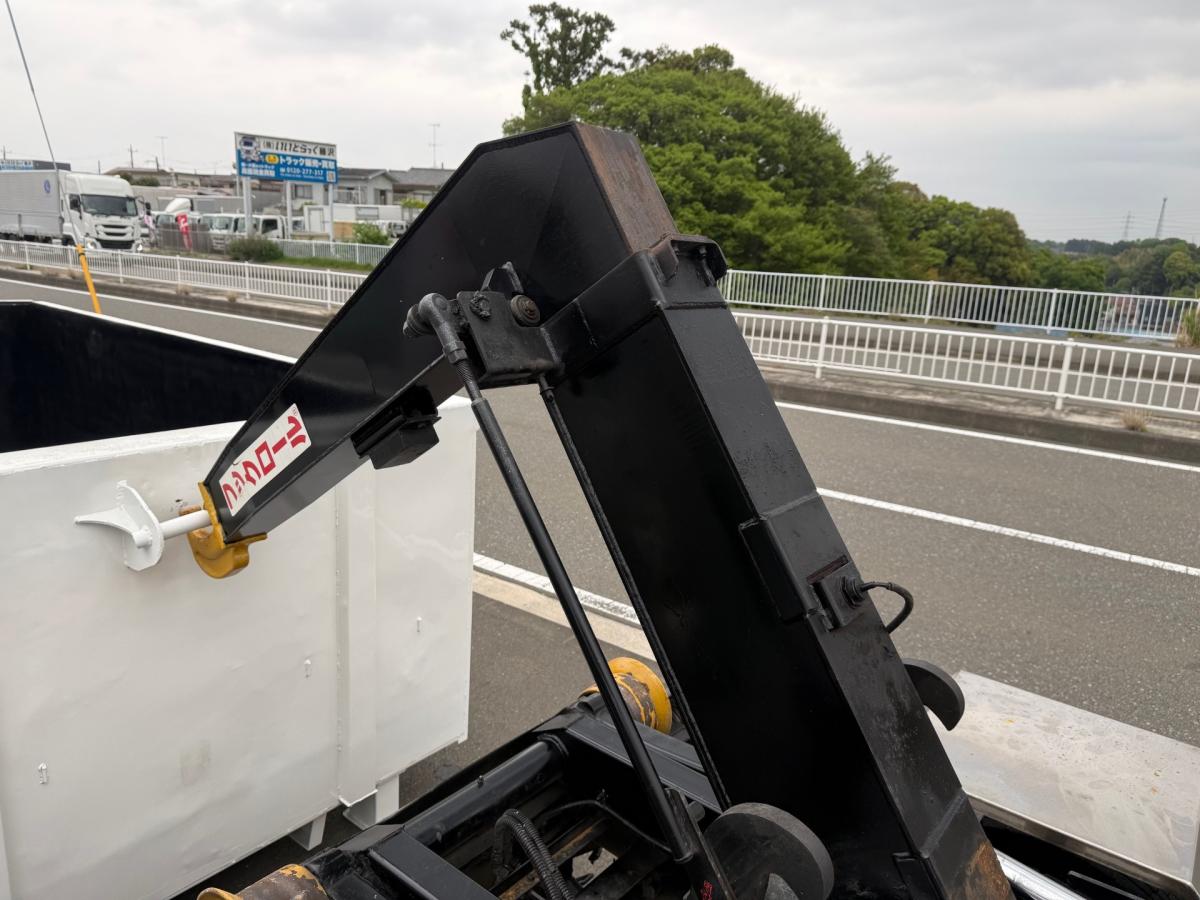 中古コンテナ車 いすゞ フォワード