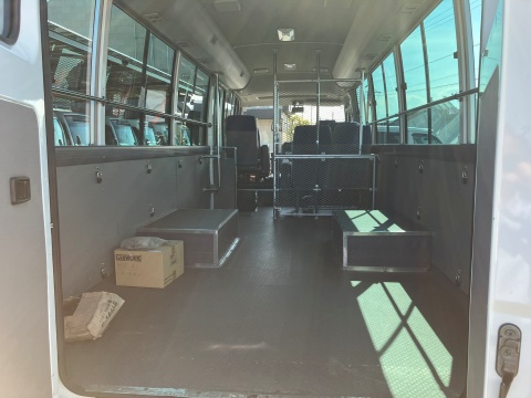 中古バス ニッサン シビリアン