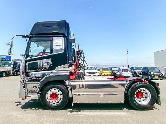中古トラクタ UDトラックス クオン