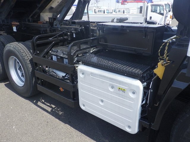 中古ダンプ いすゞ ギガ