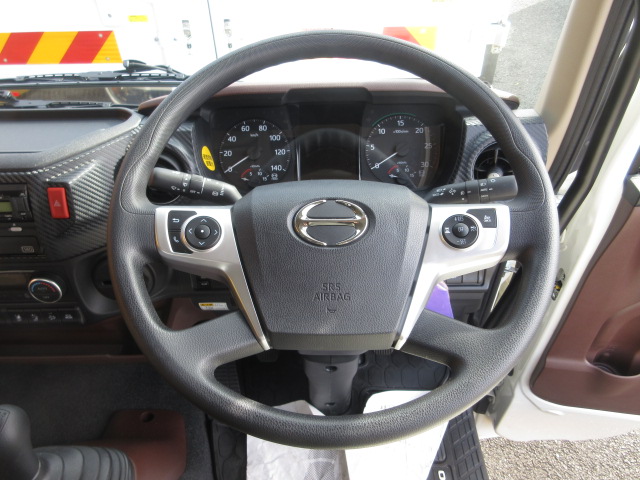 中古冷凍バン 日野 レンジャー
