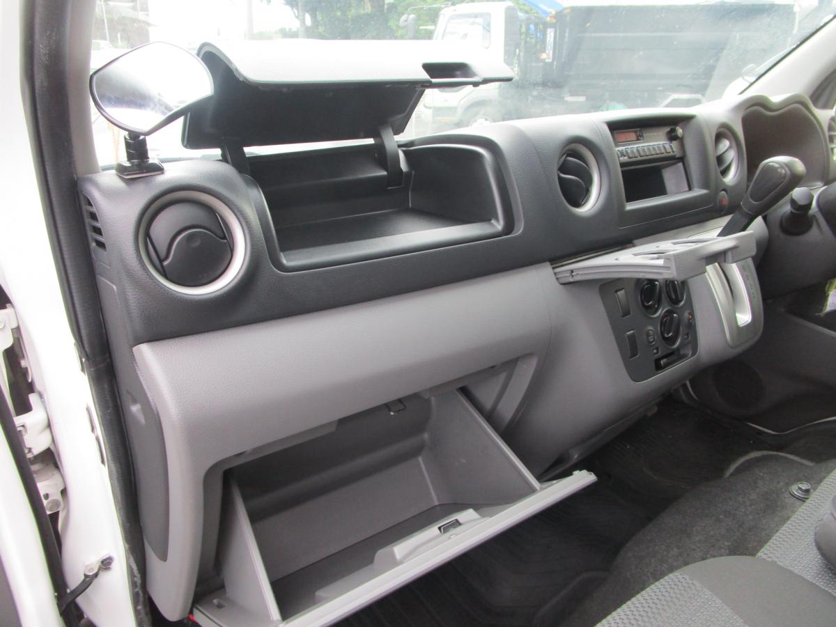 中古特装車その他 いすゞ コモ