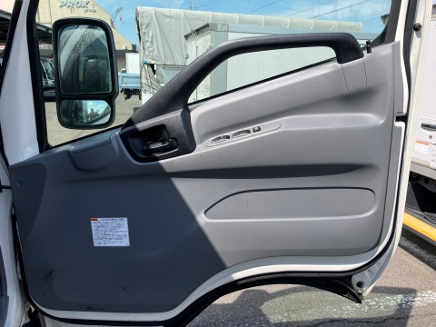 中古アルミバン トヨタ ダイナ