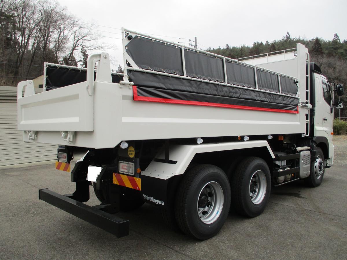 中古ダンプ 日野 プロフィア /新明和製5．3m✖2．2mダンプ 自動