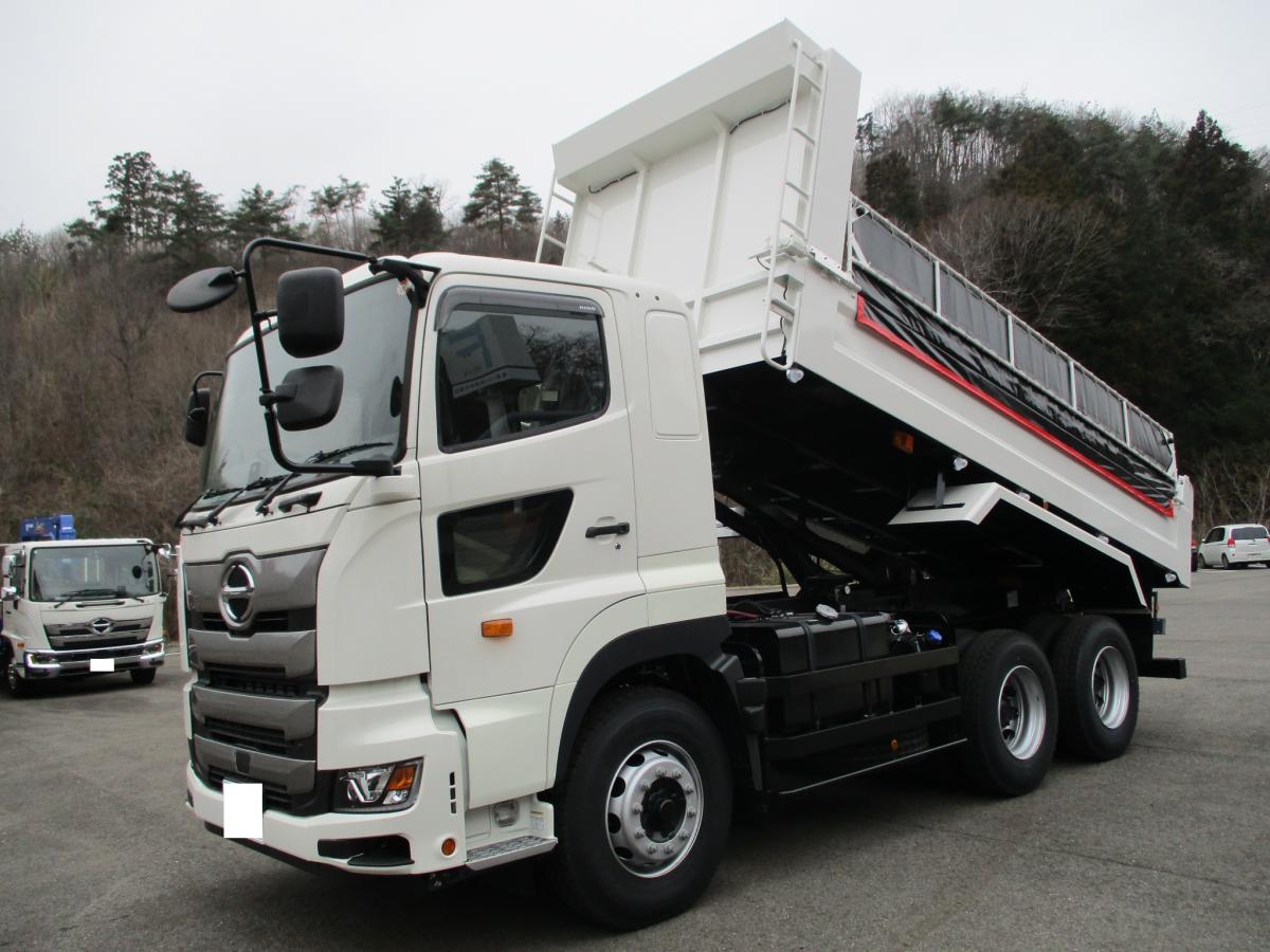 中古ダンプ 日野 プロフィア /新明和製5．3m✖2．2mダンプ 自動