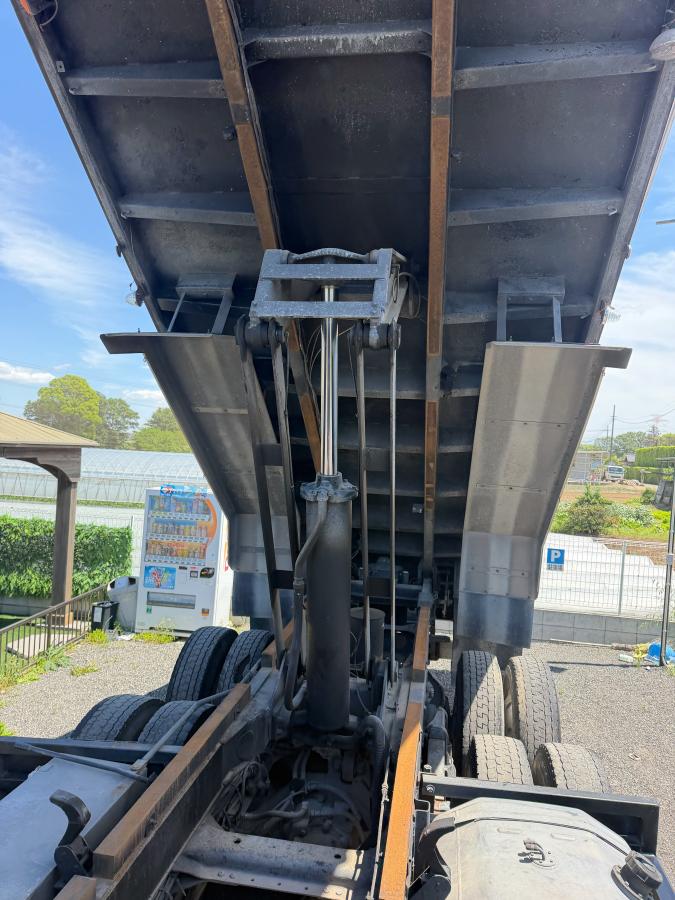中古ダンプ 三菱 