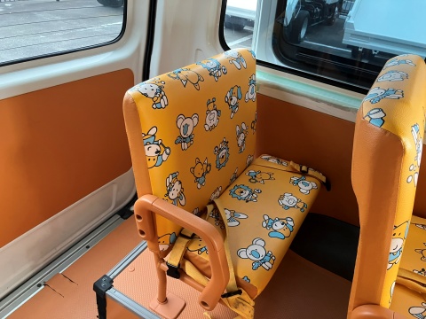 中古バス トヨタ ハイエース
