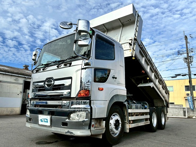 中古ダンプ 日野 プロフィア /6×4 3軸2デフ リーフサスペンション 小平