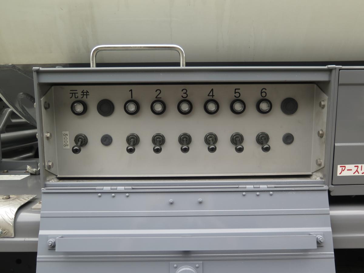 中古タンクローリー 日野 プロフィア