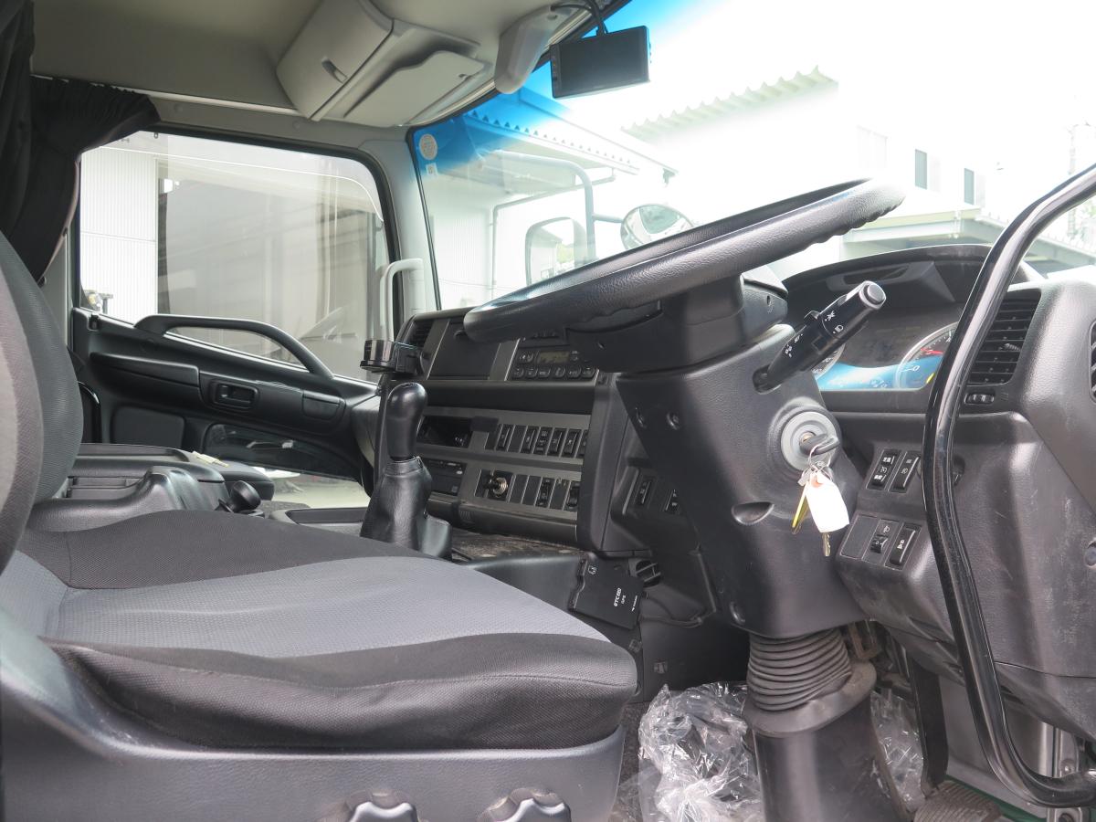 中古タンクローリー 日野 プロフィア