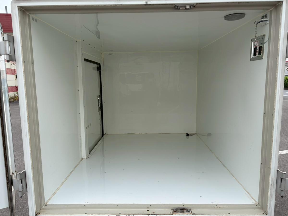 中古保冷バン ダイハツ ハイゼット