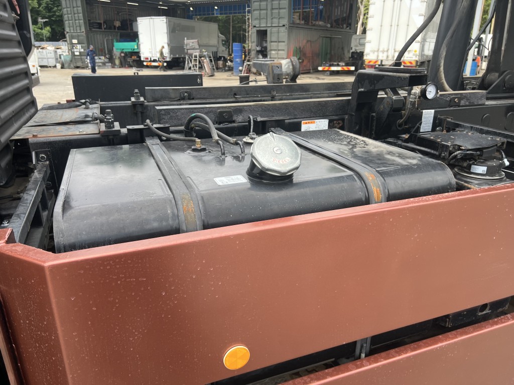 中古ダンプ 日野 プロフィア