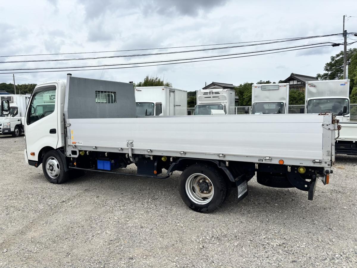 中古平アルミブロック 日野 デュトロ