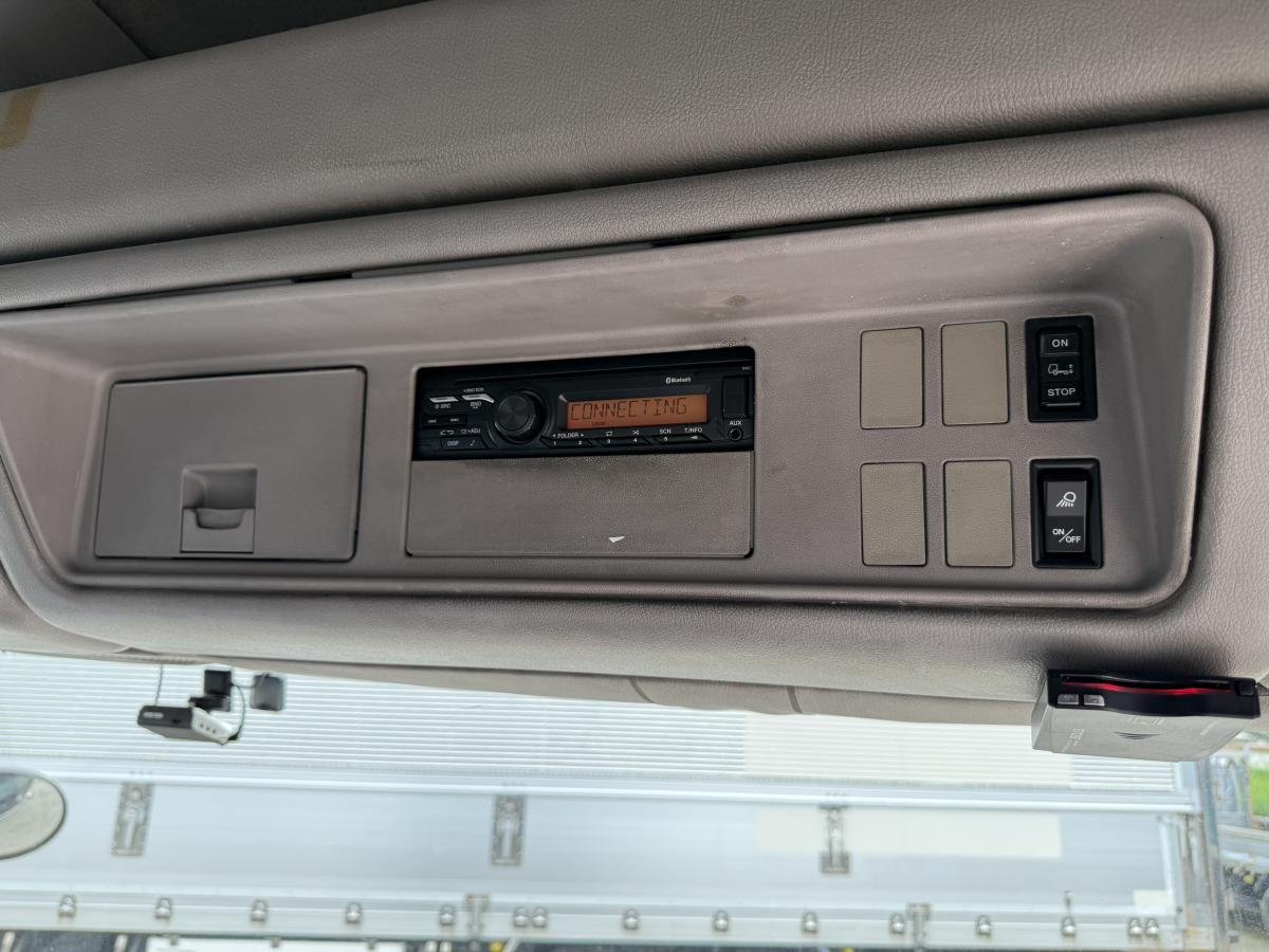 中古トラクタ 日野 プロフィア