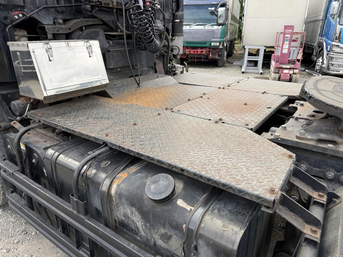 中古トラクタ 日野 プロフィア