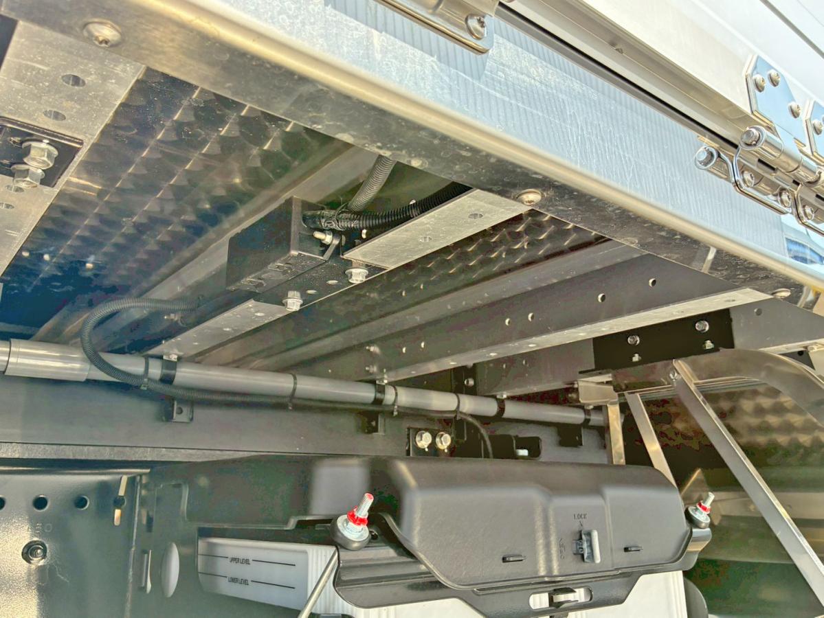中古冷凍ウィング 日野 プロフィア
