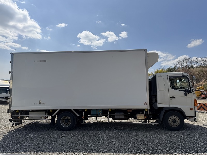 中古冷凍バン 日野 レンジャー