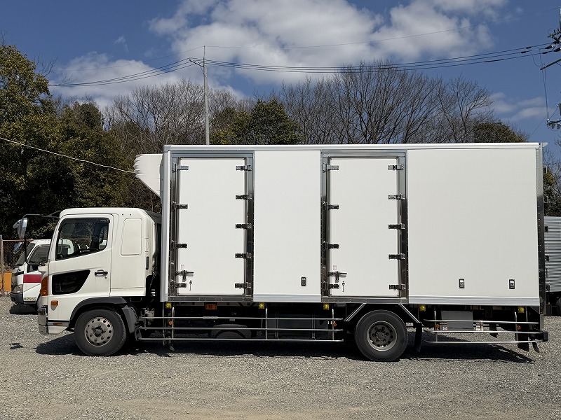 中古冷凍バン 日野 レンジャー