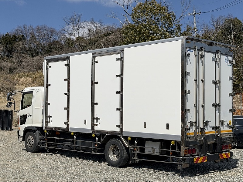 中古冷凍バン 日野 レンジャー