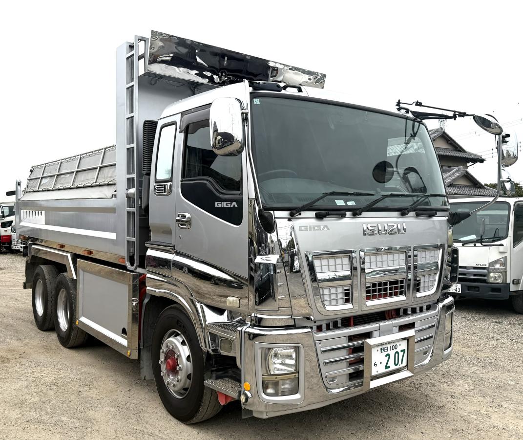 いすゞ　機械 中古ダンプ いすゞ ギガ /H26/9いすゞ ギガ ダンプ 積載9.1t 380ps 64