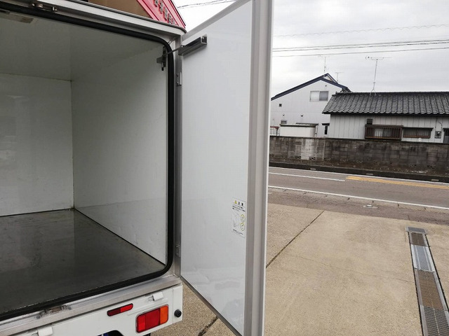 中古保冷バン ニッサン クリッパー