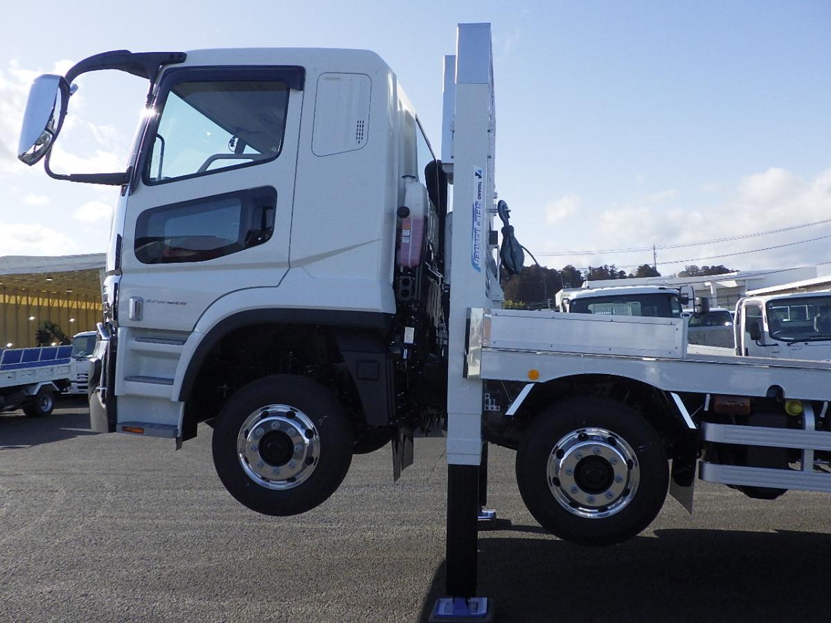 中古セルフローダー 三菱ふそう スーパーグレート /驚異の13.9t積載